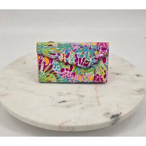 Lilly Pulitzer Fairycore It's Always Sunny Somewhere Collapsible Sunglass Case